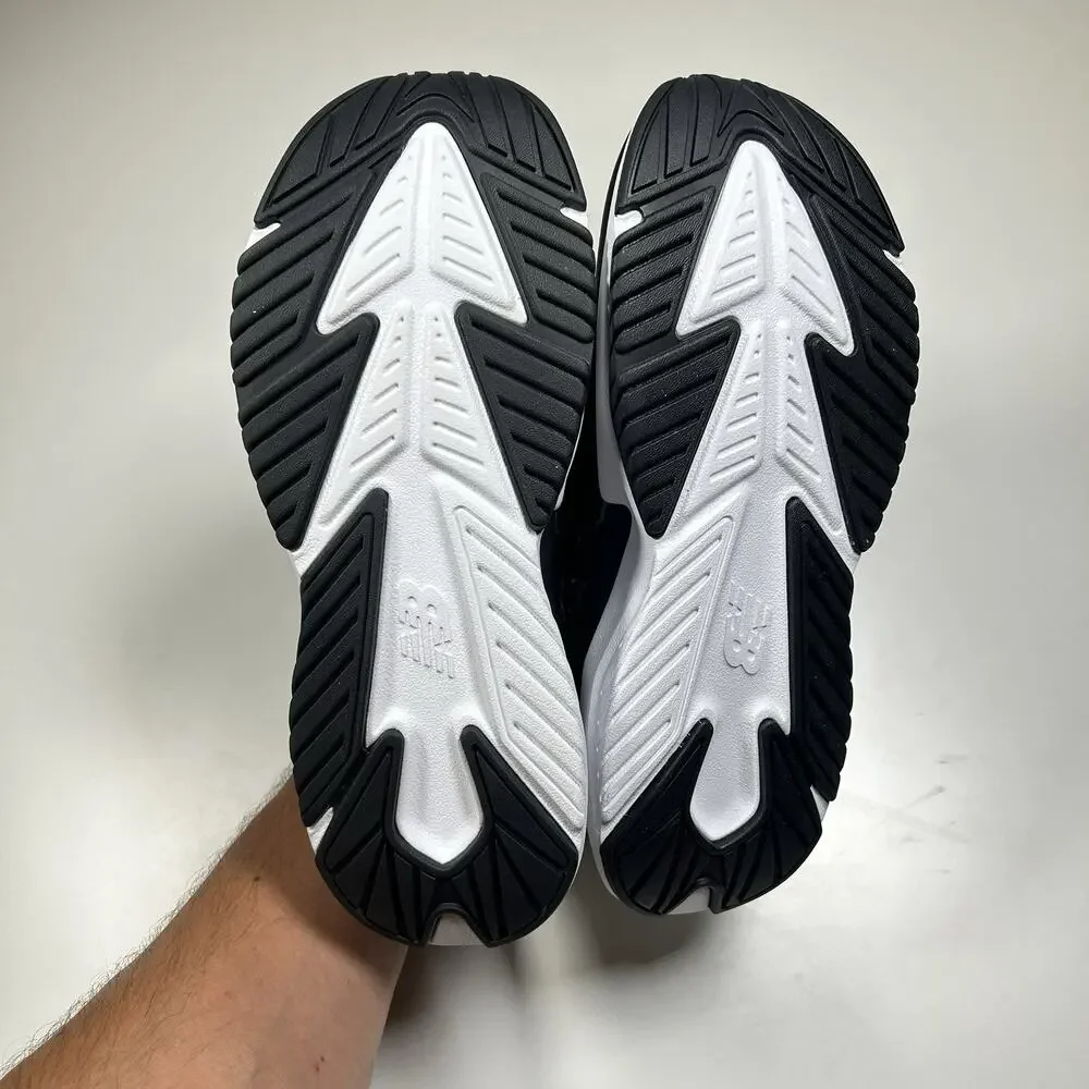 New Balance Rave Run V2 Boys Size 7 XW Extra Wide Running Shoes GKRAVBW2 NWT